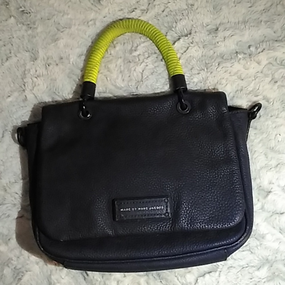 Marc by Marc Jacobs too hot to handle hand bag Navy with neon yellow handle